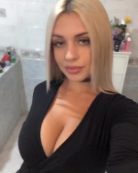 Martina c Bionditudo7 Album Fotografico Video Porno Italiani