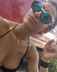 photo-thumb