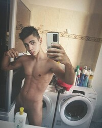 photo-thumb