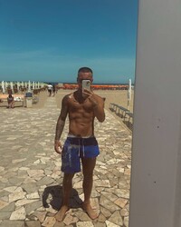 photo-thumb
