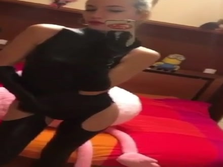 Noemi 23enne Sexy Video Instagram