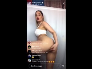 Paola Saulino diretta Instagram del culo