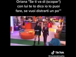 Oriana Marzoli dice alla Murgia di farsi una scopata