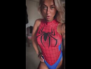 Spidergirl tettona