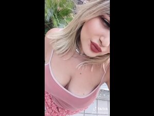 LUISA BELLA TROIA DI TIK TOK TUTTA DA SCOPARE