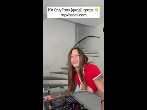 Onlyfanser da Le Iene agli hotel squallidi a farsi sborrare in faccia